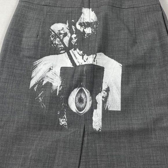 "Gray Love DSTR-011"   
Gray Photograph Print Skirt 👁 - Picture 5 of 5